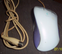 Logitech Wired PS/2 3 Button Mouse