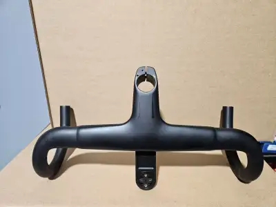 Canyon CP0030 1 1/4" CF Cockpit, View more