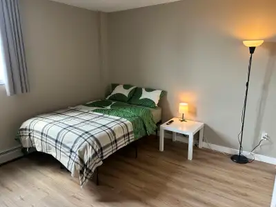 *Furnished Private Room – Downtown Calgary (1212 13 Ave SW)* Rent: $800/month (includes utilities) A...