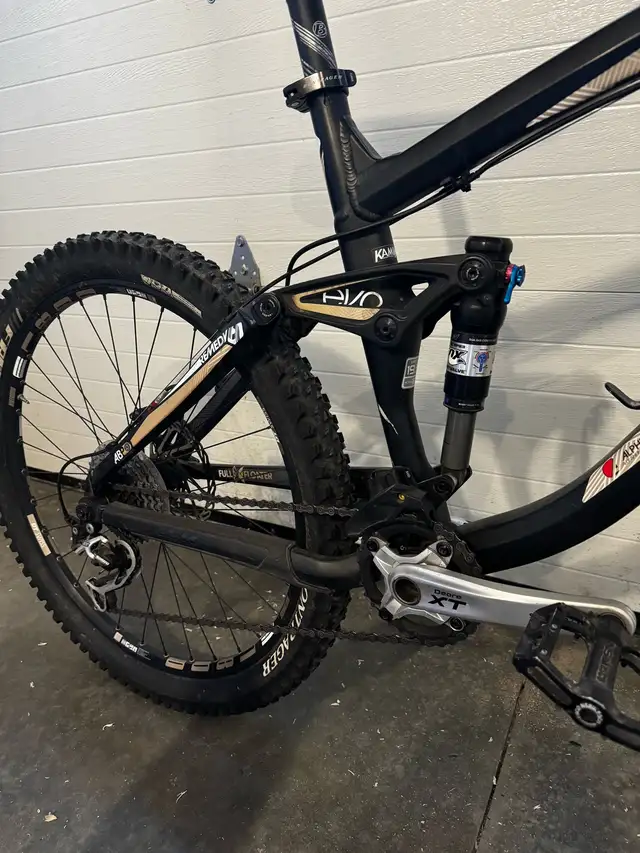 Trek Remedy 9 Mountain Bike in Mountain in Kitchener / Waterloo - Image 5