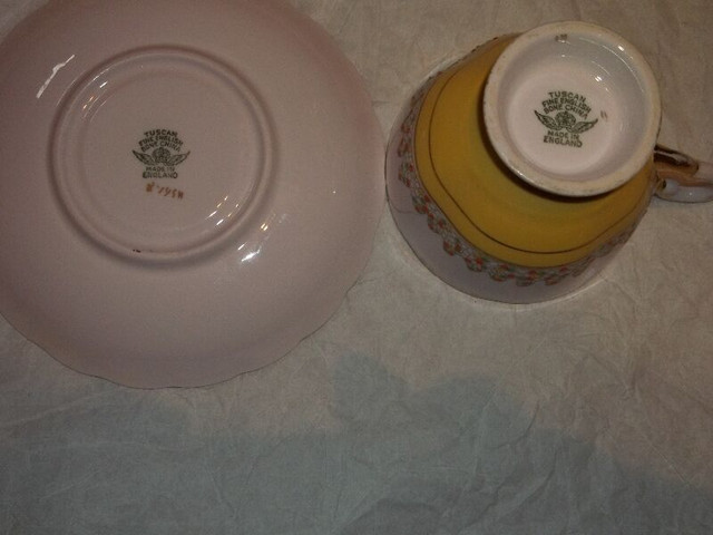 Tuscan tea cup & saucer in Arts & Collectibles in Chatham-Kent - Image 3