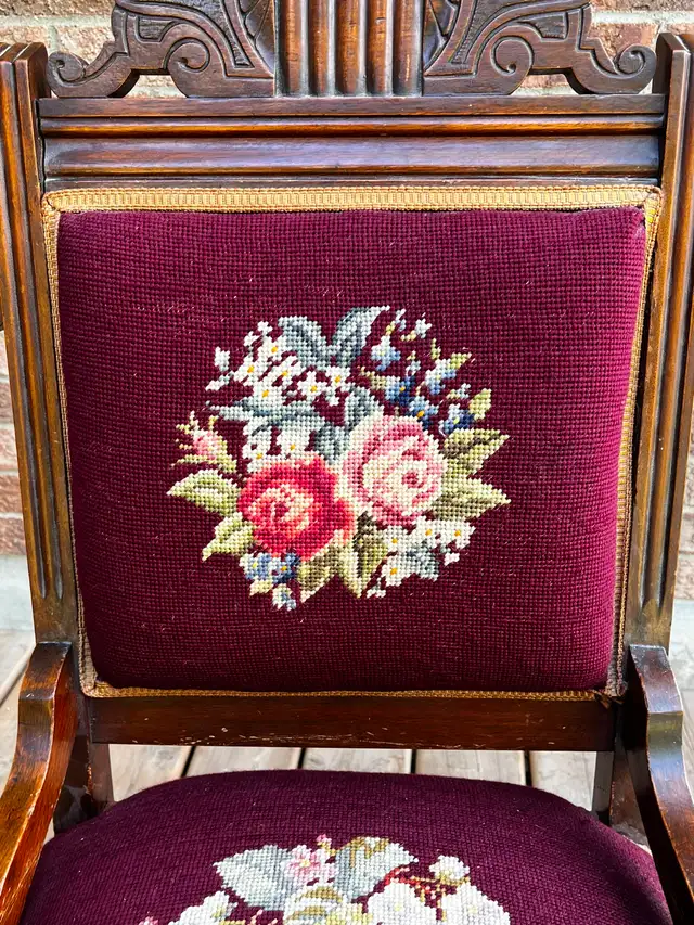 Antique Victorian Eastlake Walnut Accent Chair* (Orleans) in Chairs & Recliners in Ottawa - Image 6