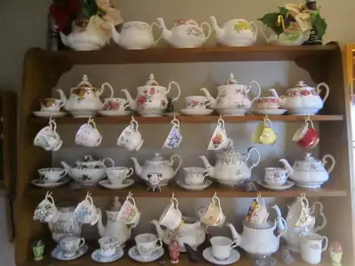 Broke a piece of your Royal Albert china? Do you already have a set of Royal Albert china and want t...