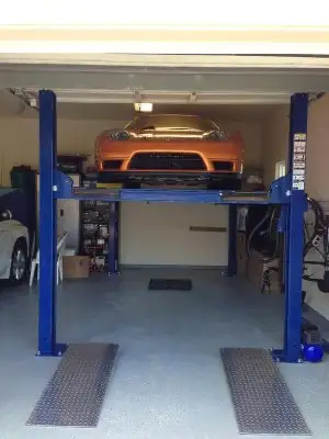 Heavy Duty 9000lb Vehicle Lift – 4 Post, View more