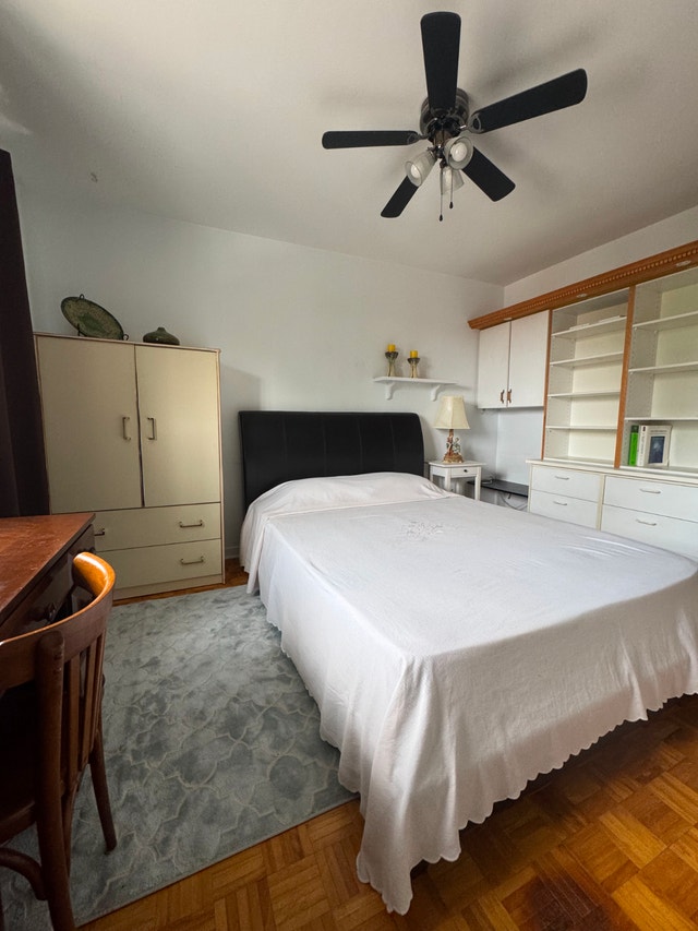 Chambre privée à louer dans grand logement — photo 3