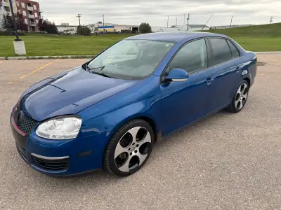 2008 Jetta 2.5 Tread Line 5spd Tint Led headlights GLI outter tails New plugs New air filter Recent...