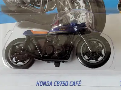 2021 HOT WHEELS, HONDA CB750 CAFE' RACER, MINT IN THE PACKAGE!!! www.viscountofvintage.com This cool...
