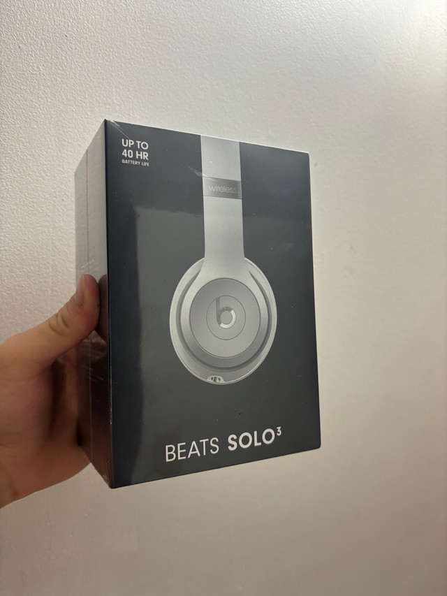 Beats Solo 3 sealed  in Headphones in City of Halifax
