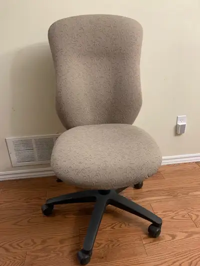 Soft Comfortable White Office/Computer Chair, View more