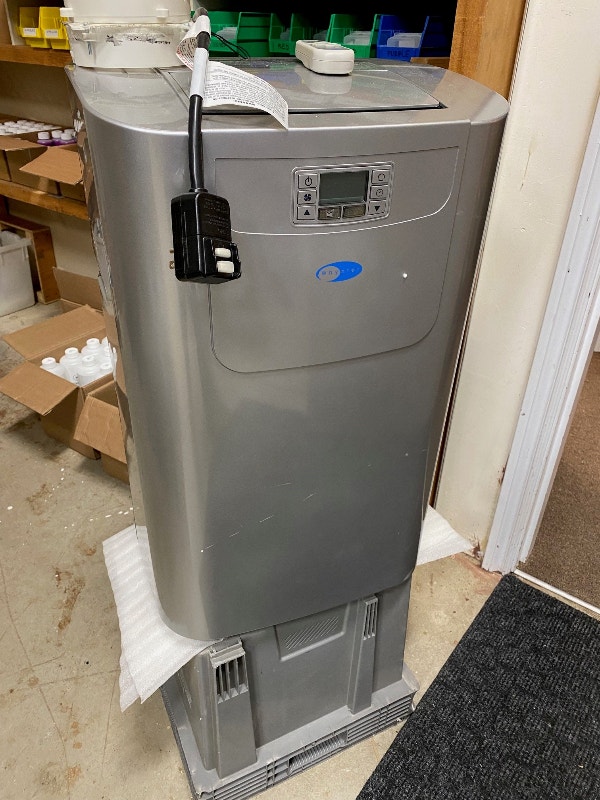 Portable Air conditioner Whynter Elite 12000 BTU w/remote Heaters