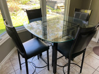 Glass dining/kitchen set