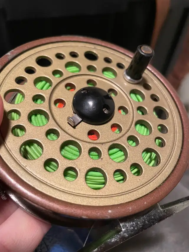 Vintage Fly Fishing Reel - Eagle Claw -  Hardy Clone in Fishing, Camping & Outdoors in City of Toronto - Image 8