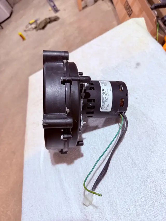 Fasco Model A225 furnace draft inducer blower motor in Heaters, Humidifiers & Dehumidifiers in Markham / York Region - Image 7