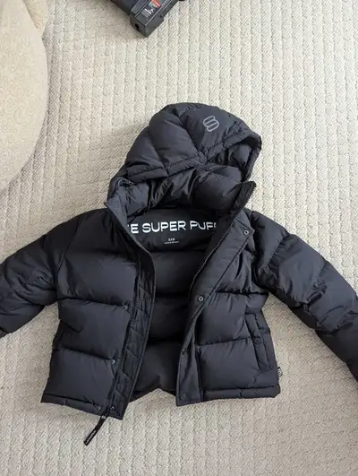 Aritzia super puff xxxs, View more