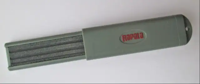 New Retractable Rapala Hook Sharpener w/ Compact Fine Grit/Stone in Water Sports in Stratford - Image 3