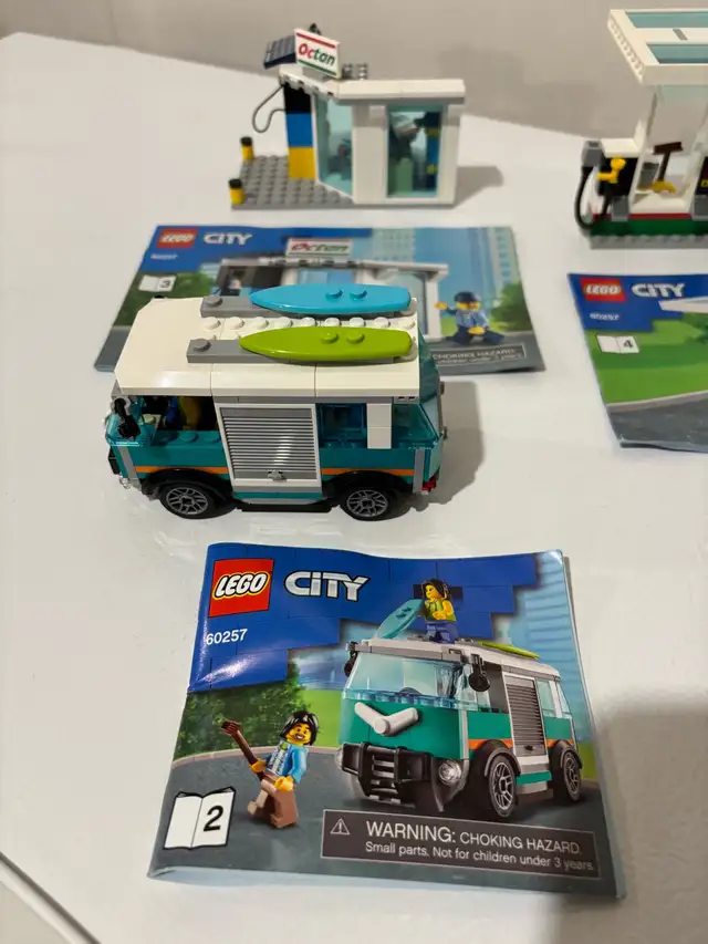 Lego - 60257 Service Station in Toys & Games in Ottawa - Image 4