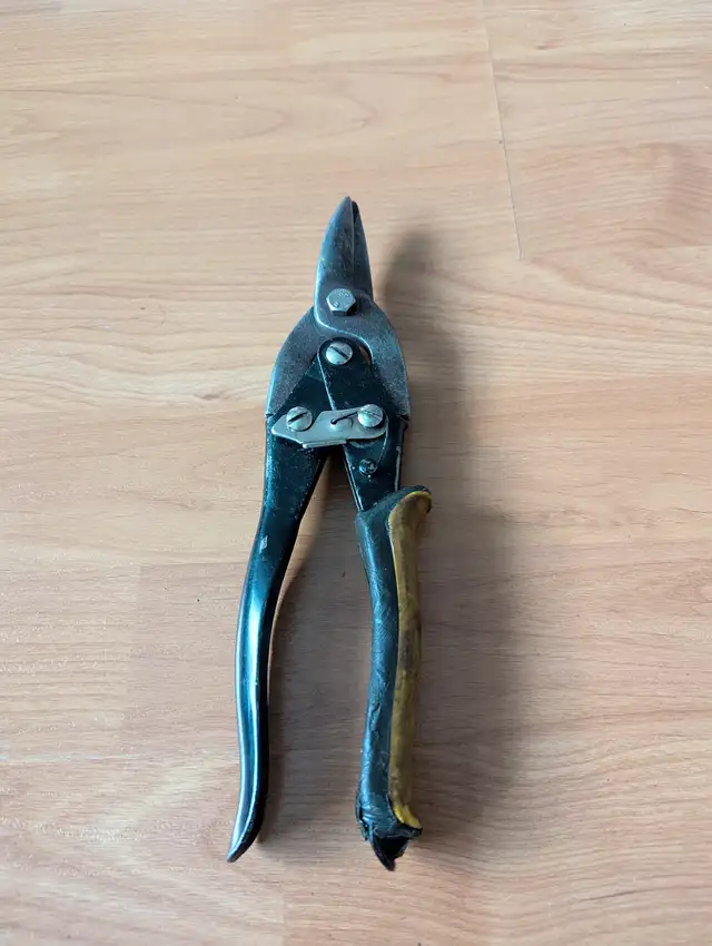 Snip shears in Hand Tools in Delta/Surrey/Langley - Image 3