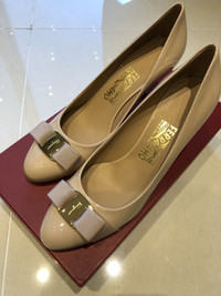 Salvatore Ferragamo - Carla pumps