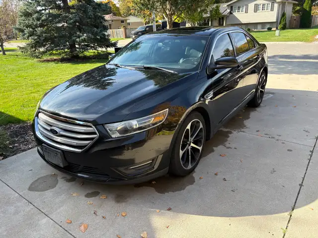 2014 Ford Taurus SEL