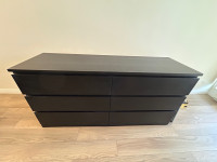 IKEA 6 Drawer dresser black/Commode IKEA à 6 tiroirs, noir.