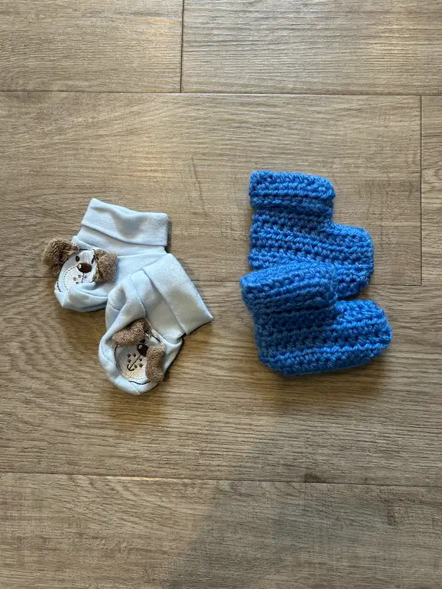 New baby booties  in Clothing - 0-3 Months in Gatineau - Image 2