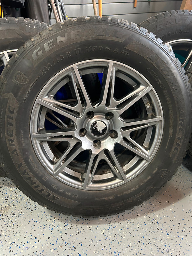 General Artimax Artic Snowtires in Tires & Rims in Trenton