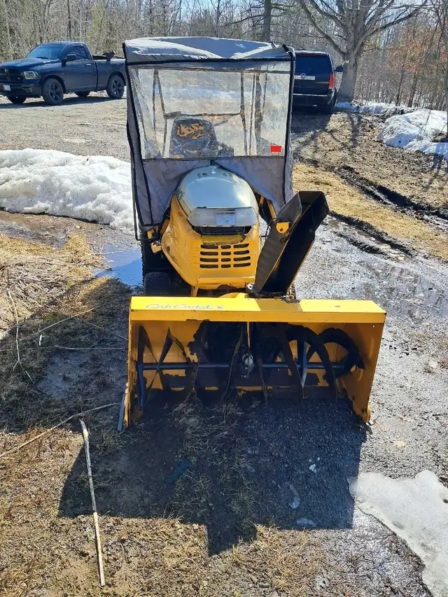 Cub Cadet in Snowblowers in Barrie - Image 2