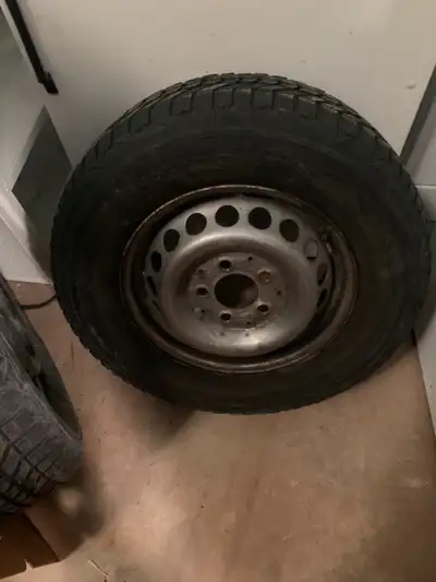 Tires with rims from Mercedes Sprinter 2-winter, 2 all season Excellent condition 250$ for all 4 Ple...