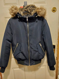 MENS DOWN FILLED WINTER JACKET SIZE SMALL