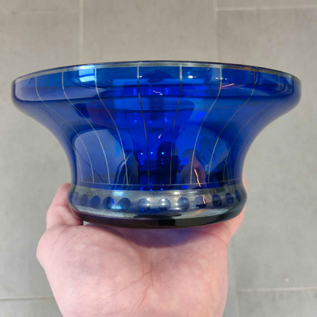 Vintage Cobalt Blue Glass Candy Bowl Dish & Lid MCM Dots in Home Décor & Accents in Hamilton - Image 2