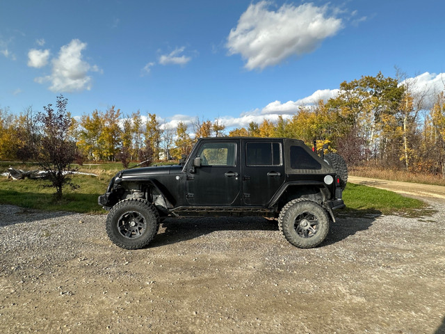  Jeep Wrangler (TRADES?) in Cars & Trucks in Red Deer - Image 4