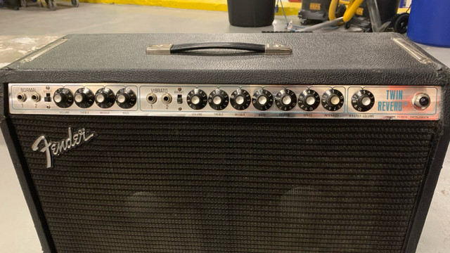 1975 Fender Twin Reverb amp in Amps & Pedals in City of Toronto - Image 4