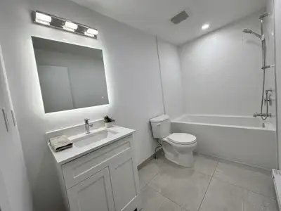 4 1/2 rénové en neuf - PORTE OUVERTE 26 AVRIL, View more