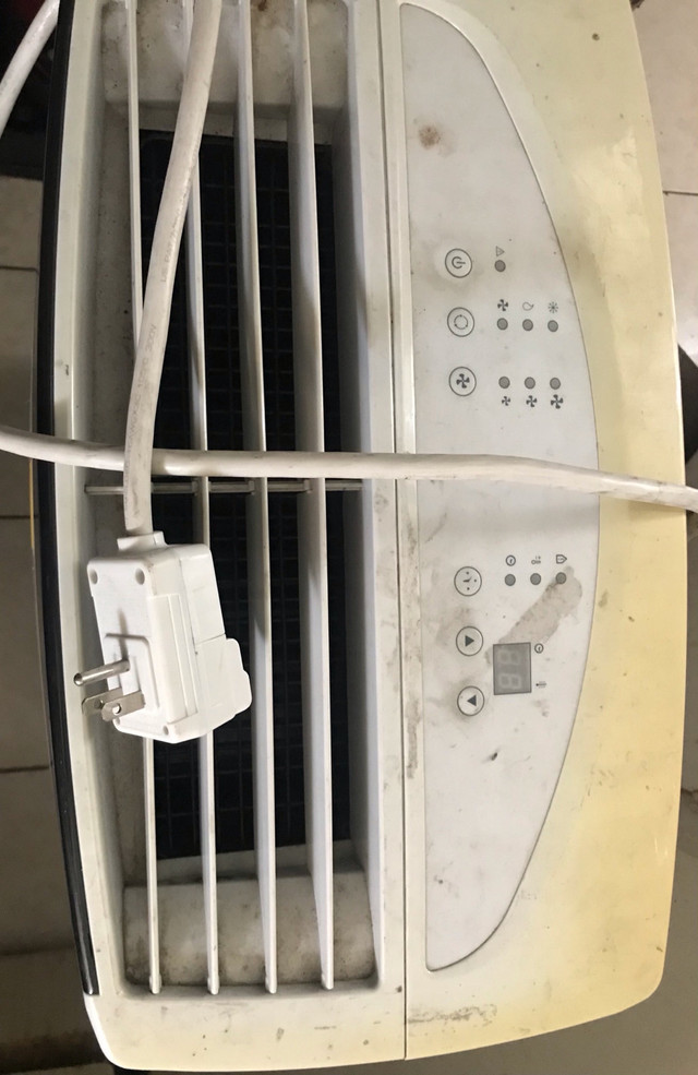 climatiseur air conditioner Danby Premiere 12000 dans Chauffages et humidificateurs  à Ville de Montréal - Image 3