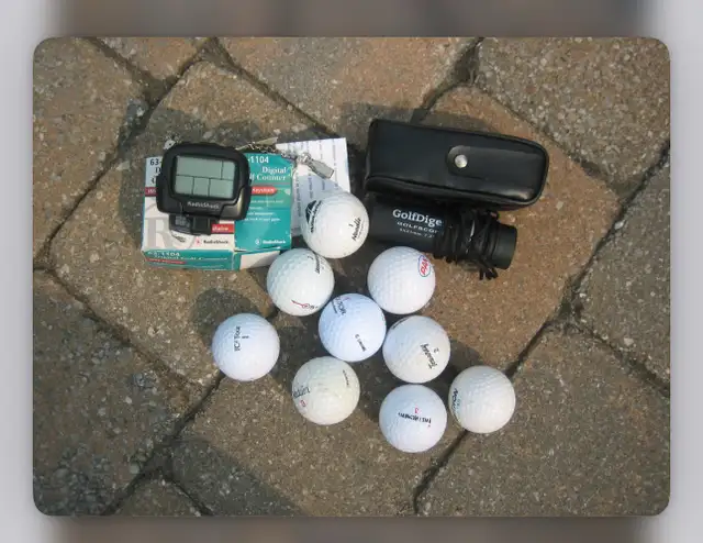 Set de golf femme gaucher avec accessoires  in Golf in Gatineau - Image 5