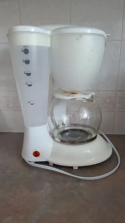 Automatic drip coffee maker - 6 cup, View more