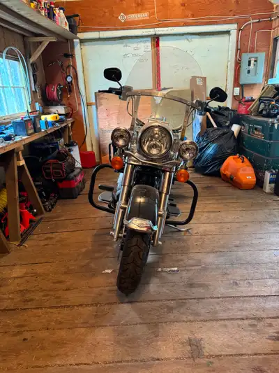 Road king package for sale, 2020 Road King under 14,000 K(barely broken in) with stage one and tuner...