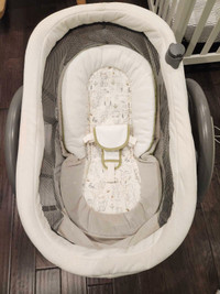 Graco DuoGlider Gliding Baby Swing