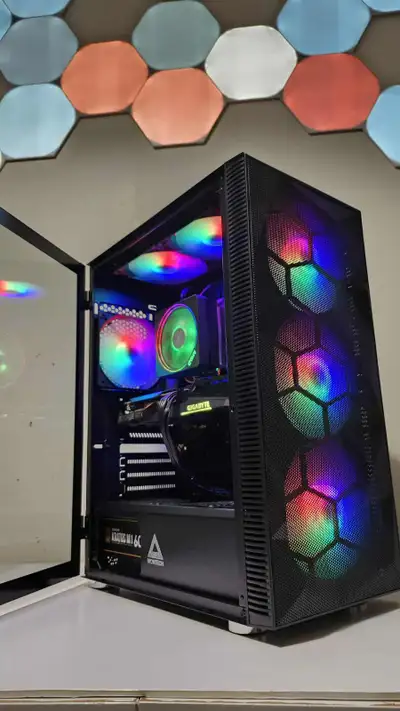 Custom gaming PC | Ryzen 5 3600X / RTX 3050 / 16GB ram / 1TB m.2, View more