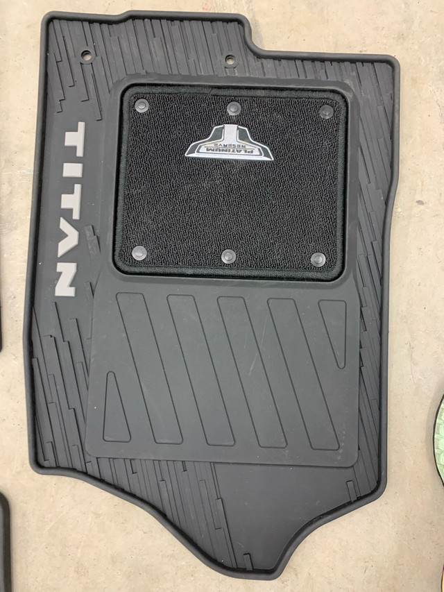 Nissan Titan Floor mats in Other Parts & Accessories in City of Halifax - Image 3