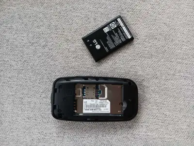 LG flip phone, View more