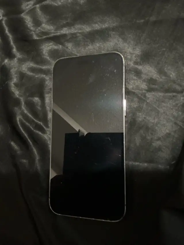 iPhone 14 Pro Max unlocked 128GB in Cell Phones in Kitchener / Waterloo - Image 3