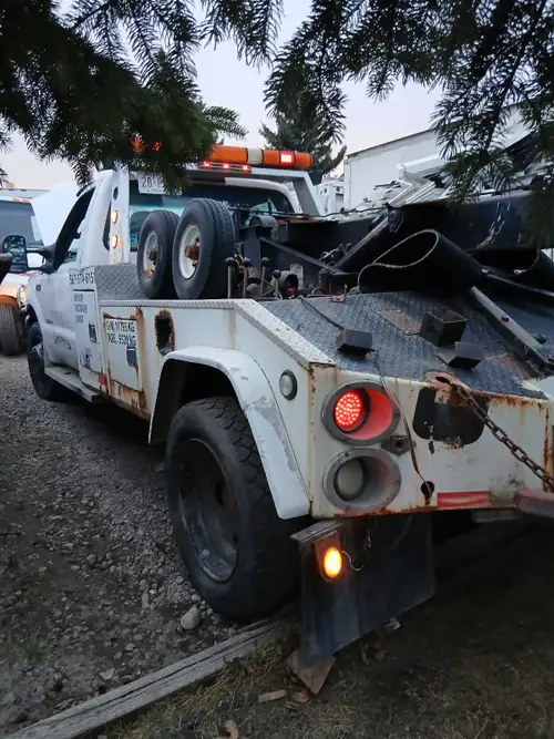 Calgary based towing company needs Tow Truck Wrecker Driver for our 2004 Ford F-450 tow truck small...