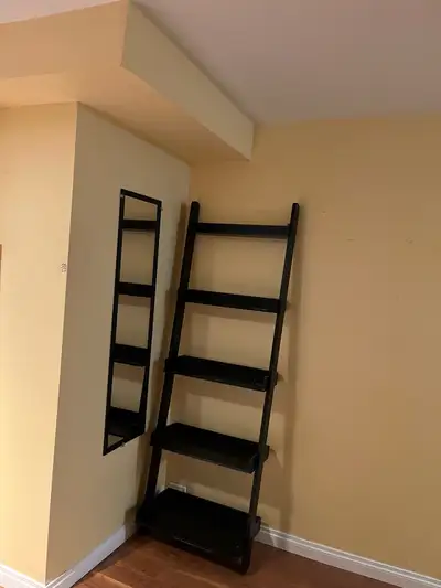 I am offering a room for rent, furnished with a bed, desk, and storage. It is in good condition. Nea...