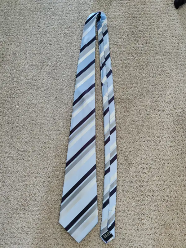 Men's Silk Neck Ties - Pointed Tip - Jones New York - 100% Silk in Men's in Calgary - Image 2