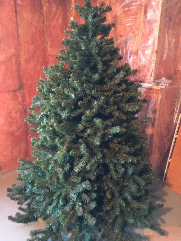 Christmas Tree in Holiday, Event & Seasonal in Calgary