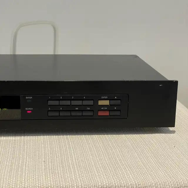 Proton 440 AM/FM Stereo Tuner in Stereo Systems & Home Theatre in Markham / York Region - Image 4