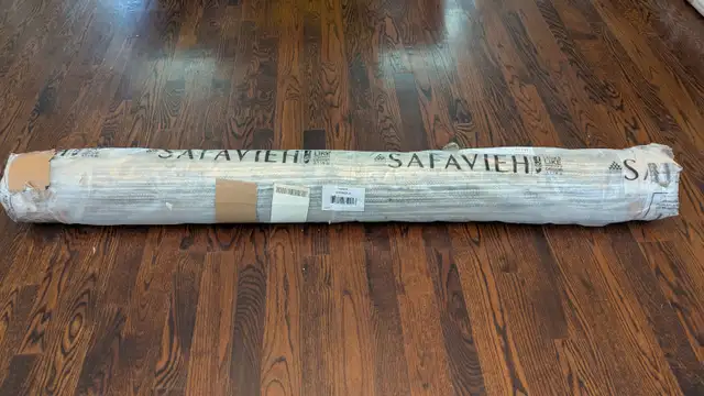 6' x 9' SAFAVIEH Kenya Collection Area Rug - Ivory & Grey in Rugs, Carpets & Runners in Markham / York Region - Image 7