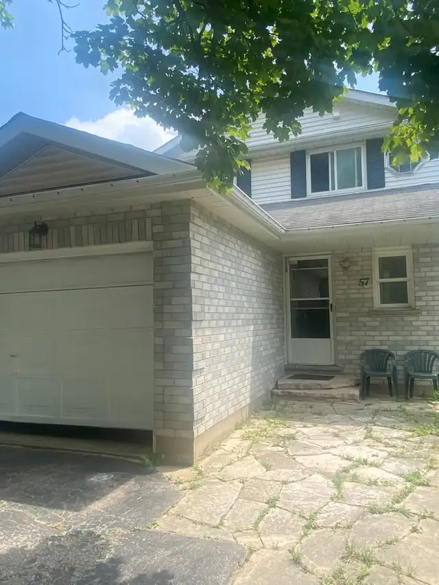 **OPEN HOUSE TODAY 12:30-2PM ***North Galt Cambridge*** in Long Term Rentals in Cambridge - Image 4