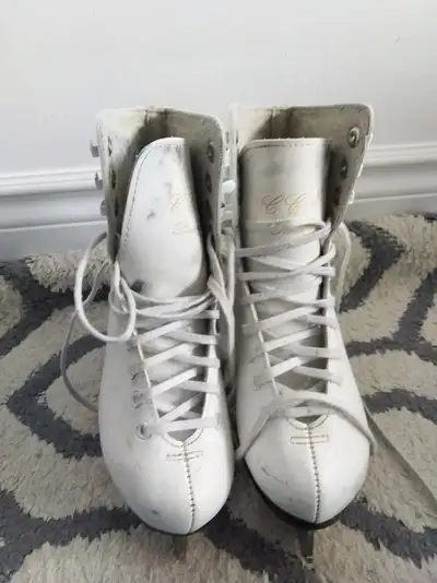 Ice skate shoe - Girls, View more